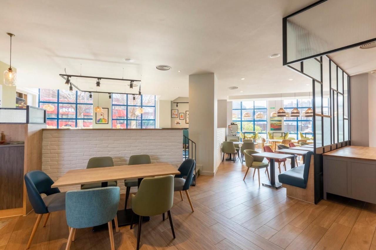Holiday Inn London Sutton By Ihg Exterior photo