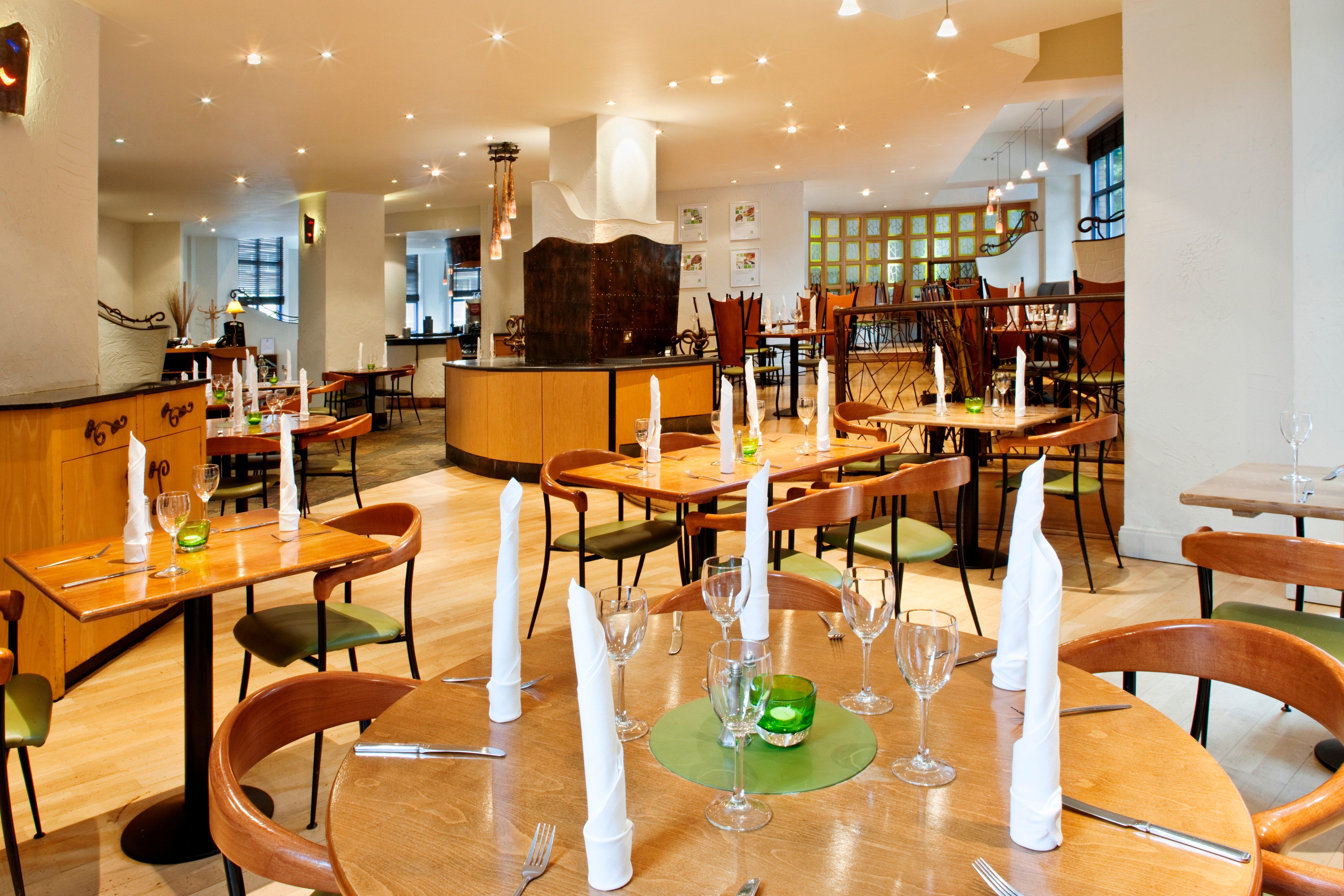 Holiday Inn London Sutton By Ihg Exterior photo